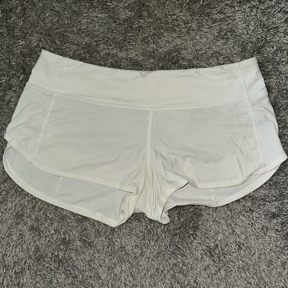LULULEMON: speed up mid rise lined short 4”